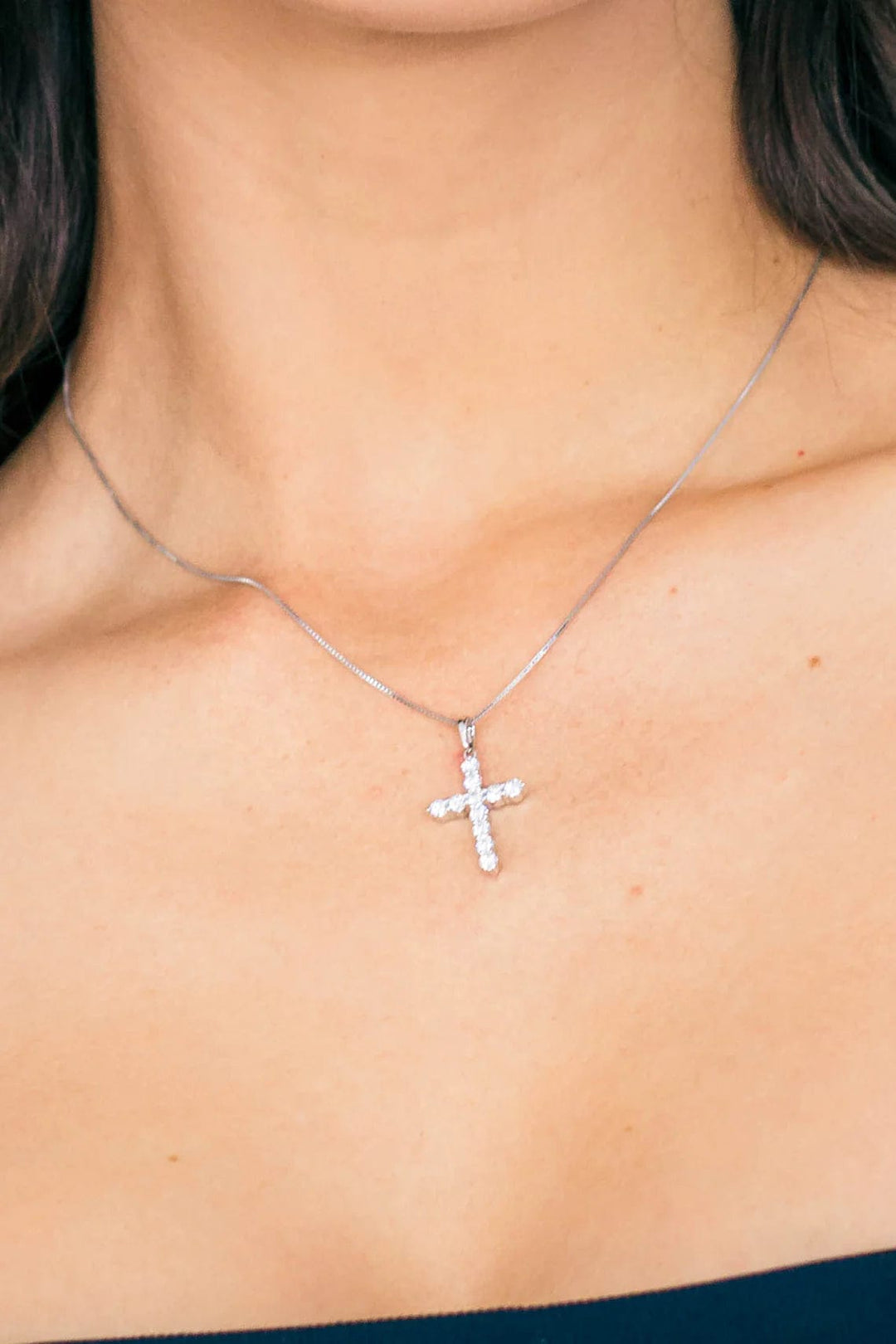 Georgini Necklace Georgini Gold Cross 1tcw In 9ct White Gold Pendant Georgini Gold Cross 1tcw In 9ct White Gold Pendant Brand